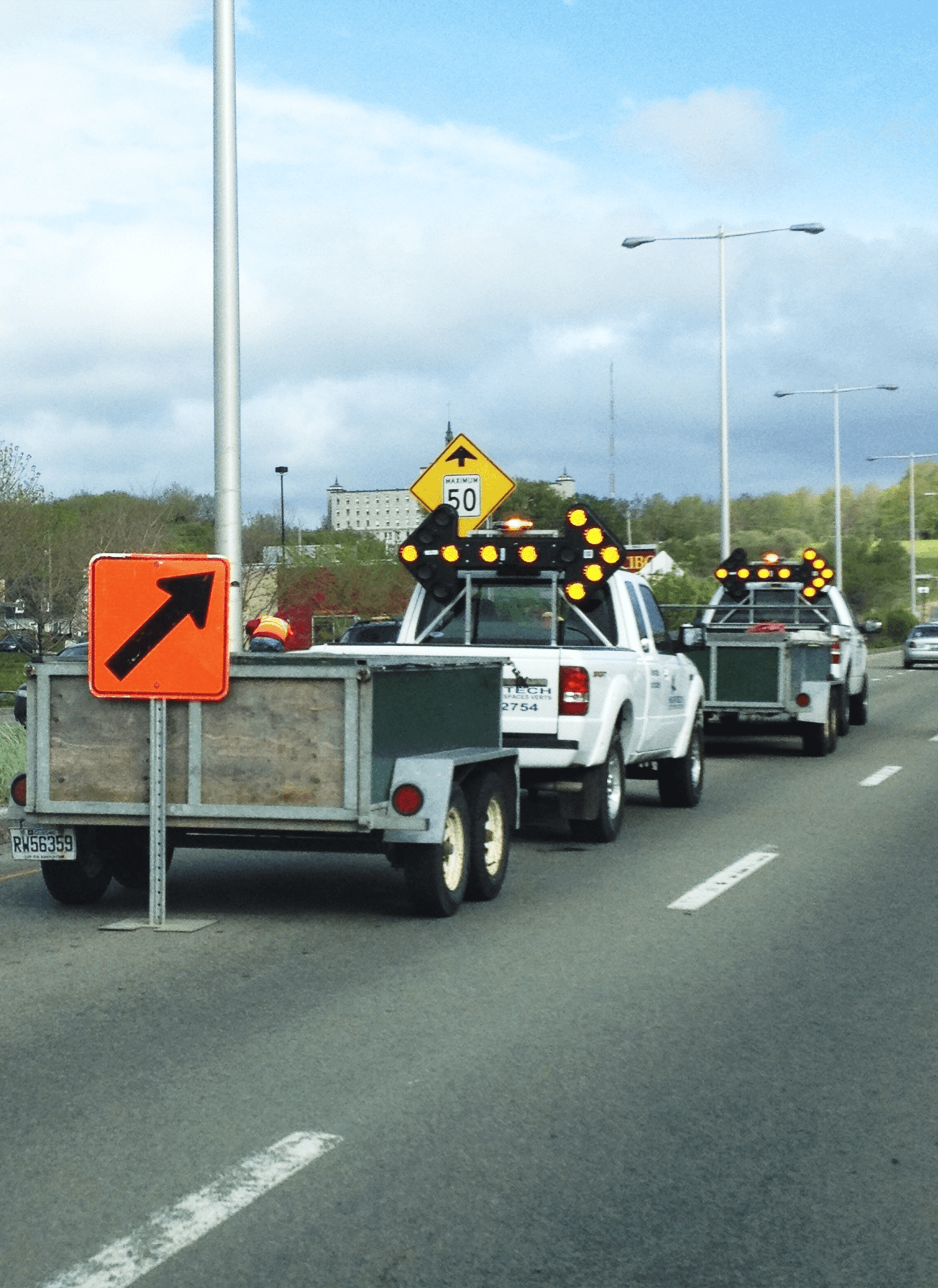 Connected Arrow Board